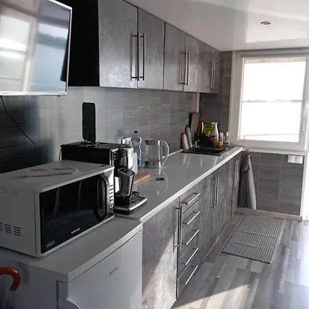 Koncer Uszohaz Abádszalók