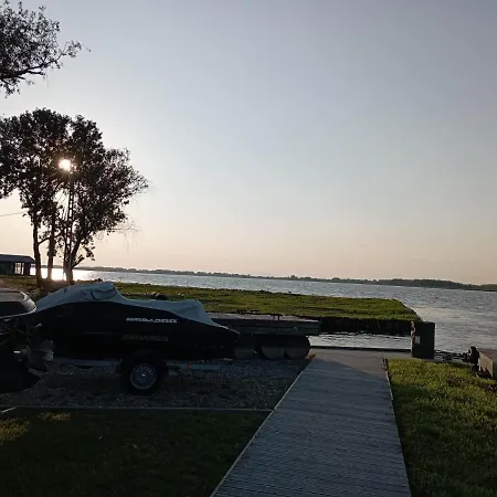 Koncer Uszohaz Apartament