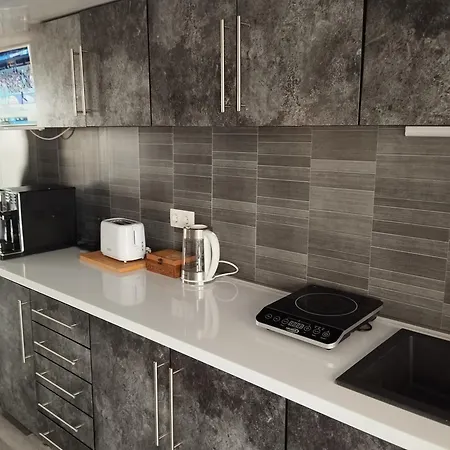 Koncer Uszohaz * Abádszalók